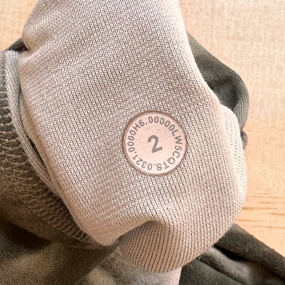 Lululemon Align diamond dye light sage medium olive size 2 25” inseam ⭐️ - Picture 8 of 12